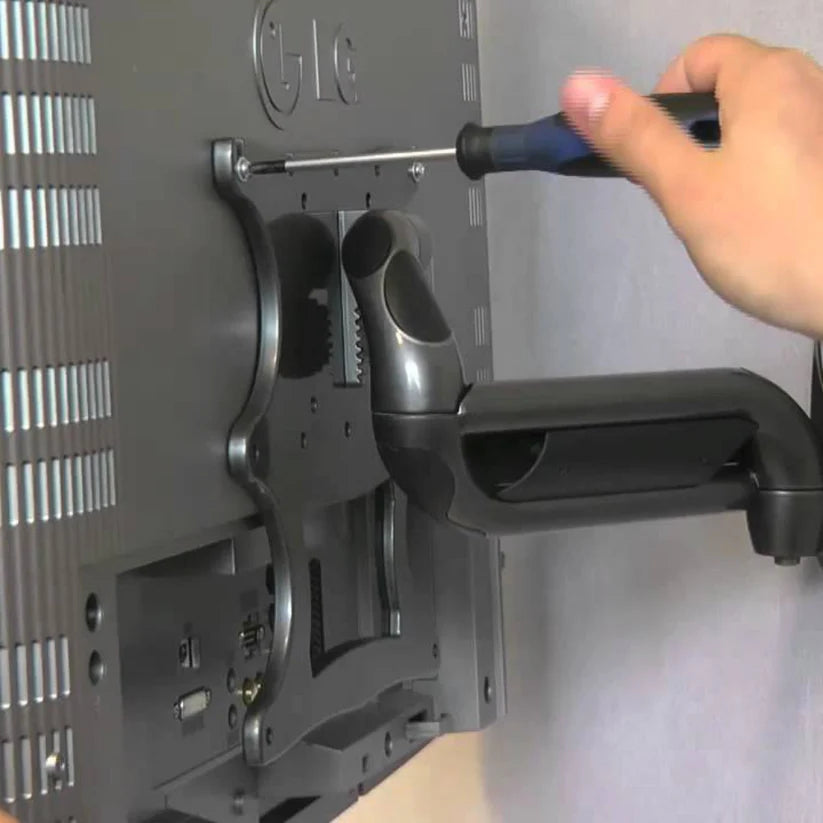 Instalación de televisores gigantes con soporte incluido