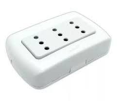 Enchufe Triple 10a 250v Sobrepuesto Kalop